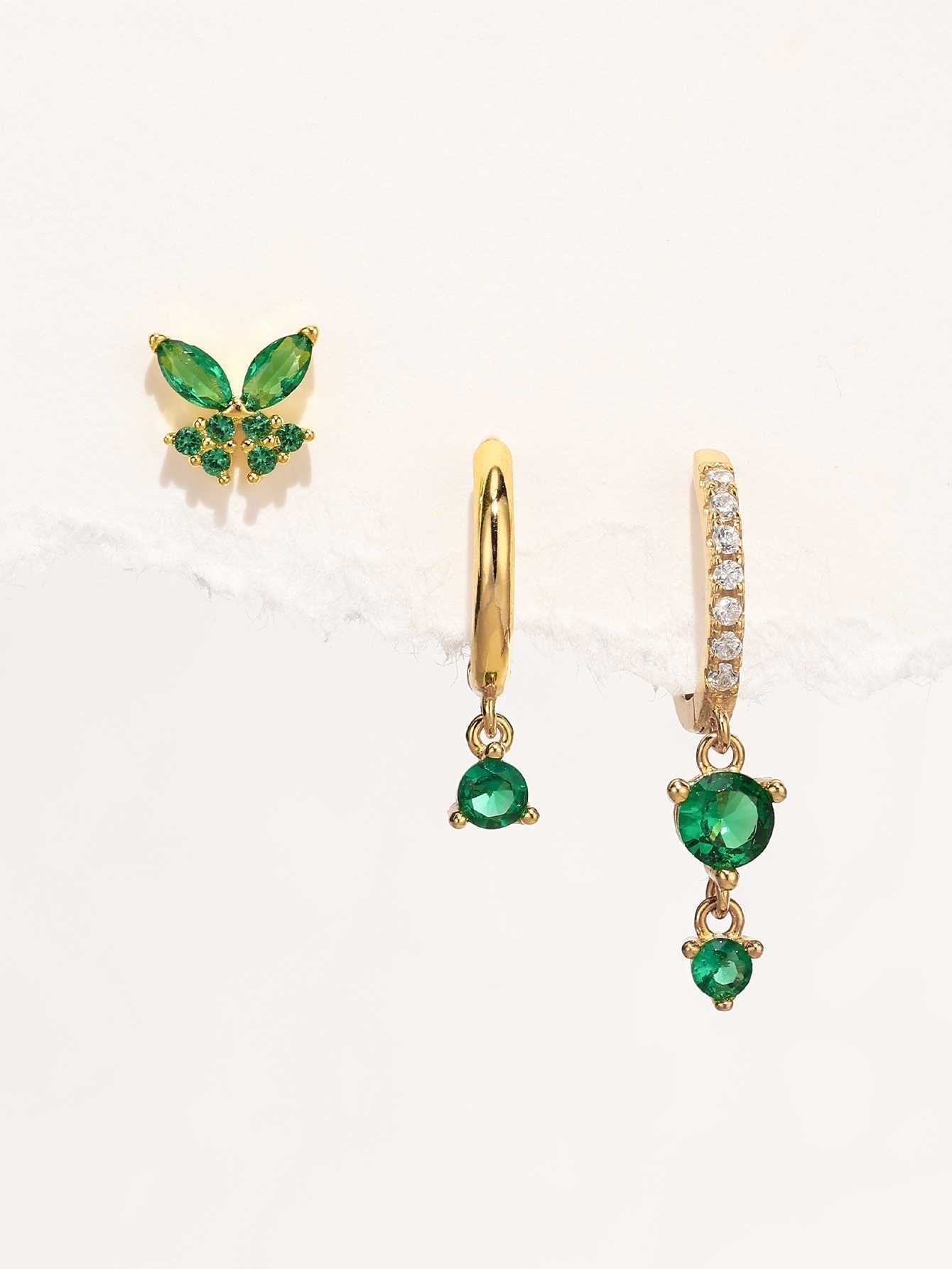 Anja – Orecchini in oro con bordo delicato