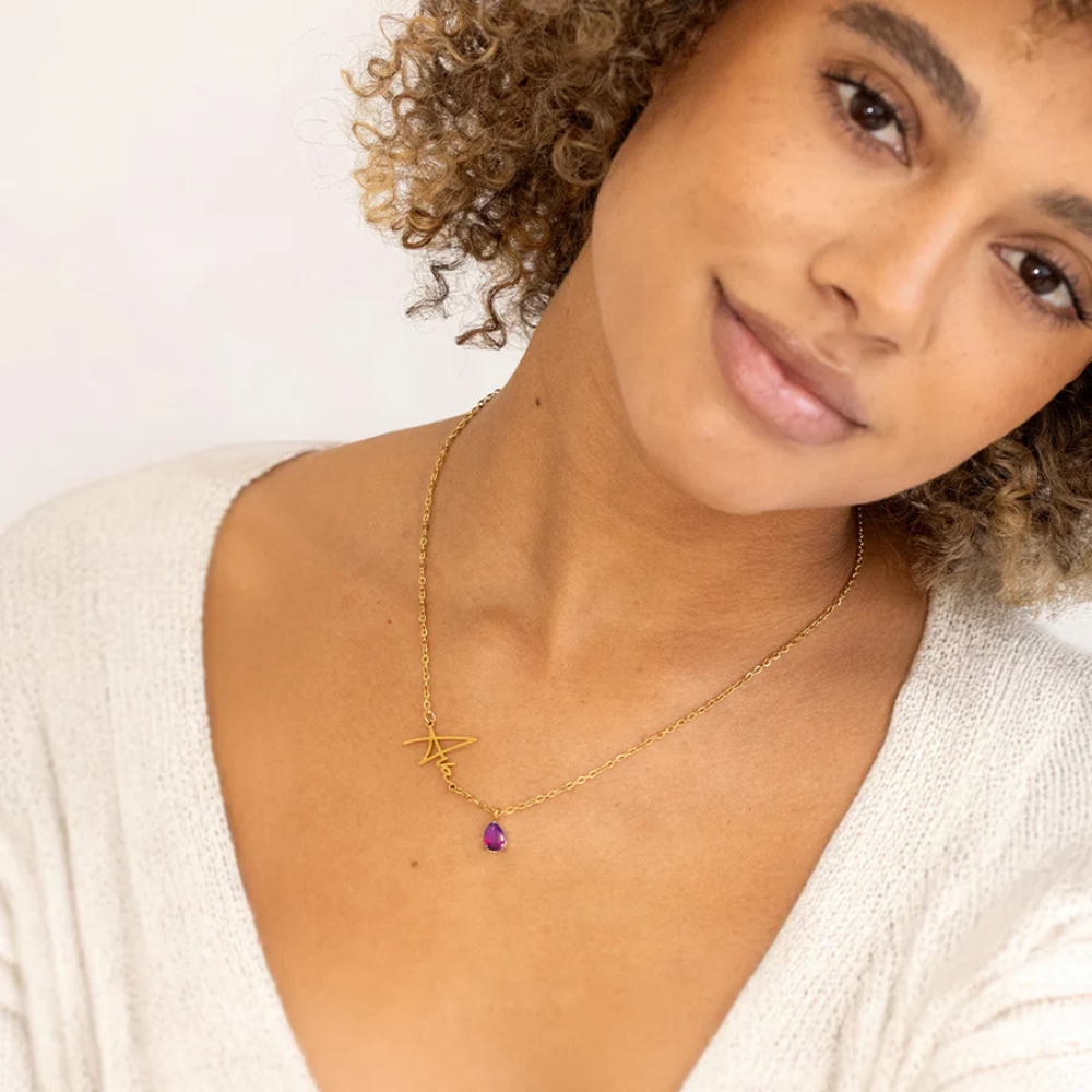 Livia – Collana dorata con pendente turchese