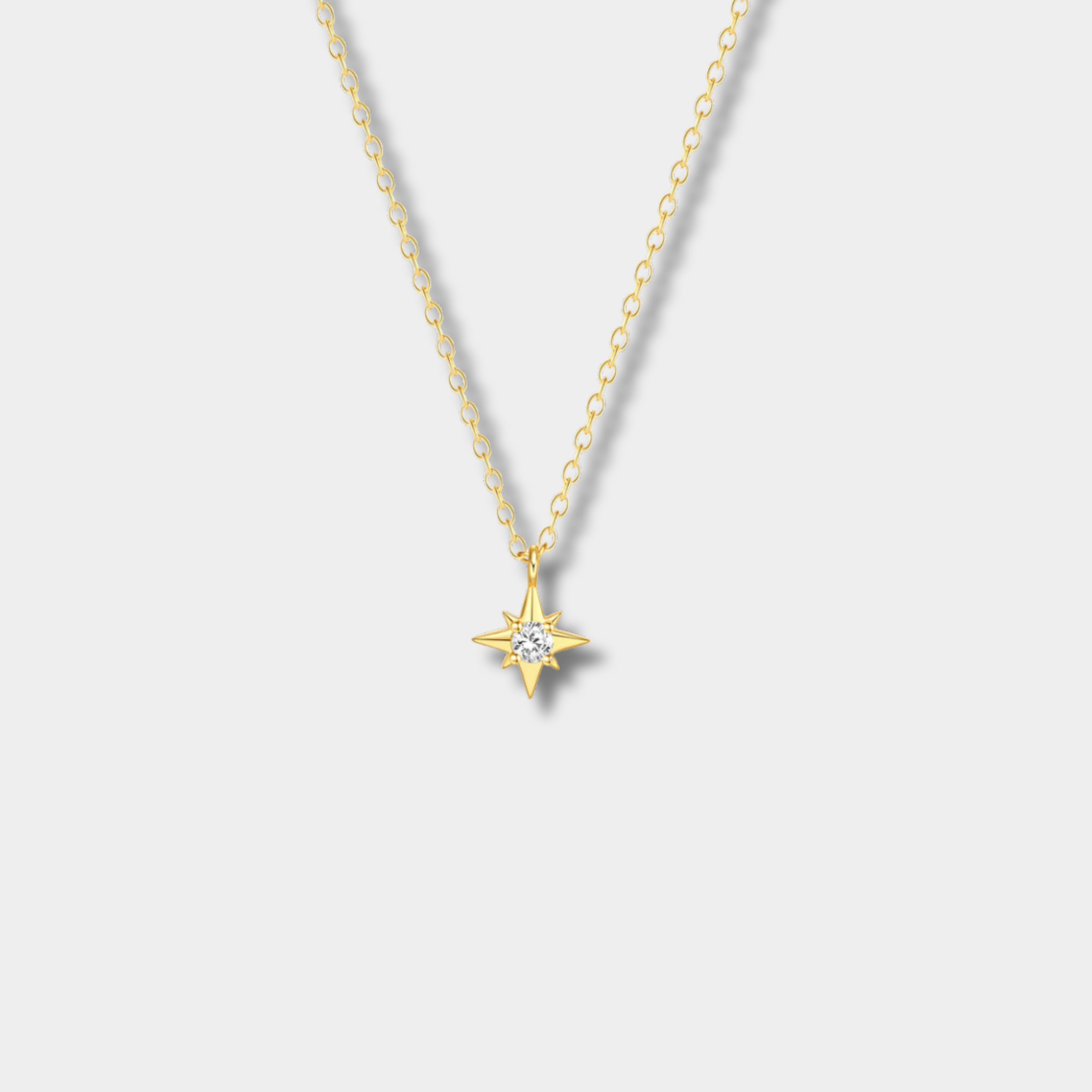 Lina – Collana in argento delicata con medaglione rotondo