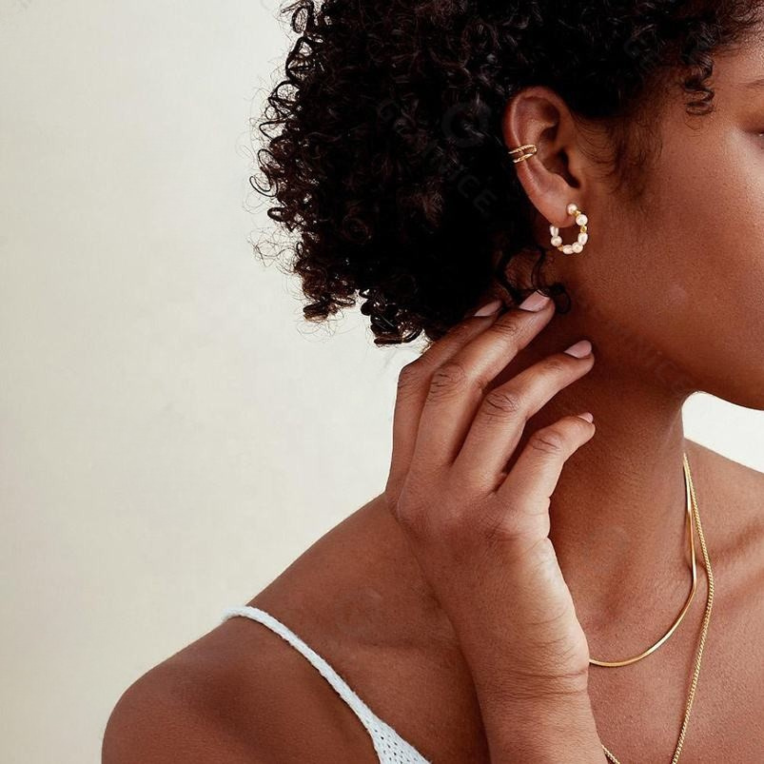 Ursula – Collana importante con perle.