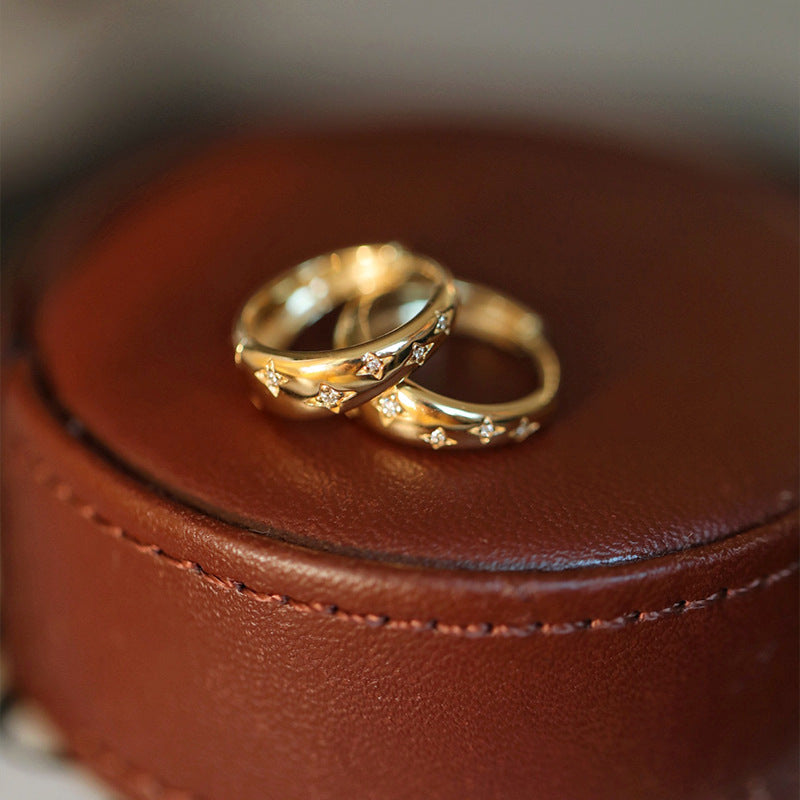 Johanka-Marie – Orecchini in argento con superficie lucente