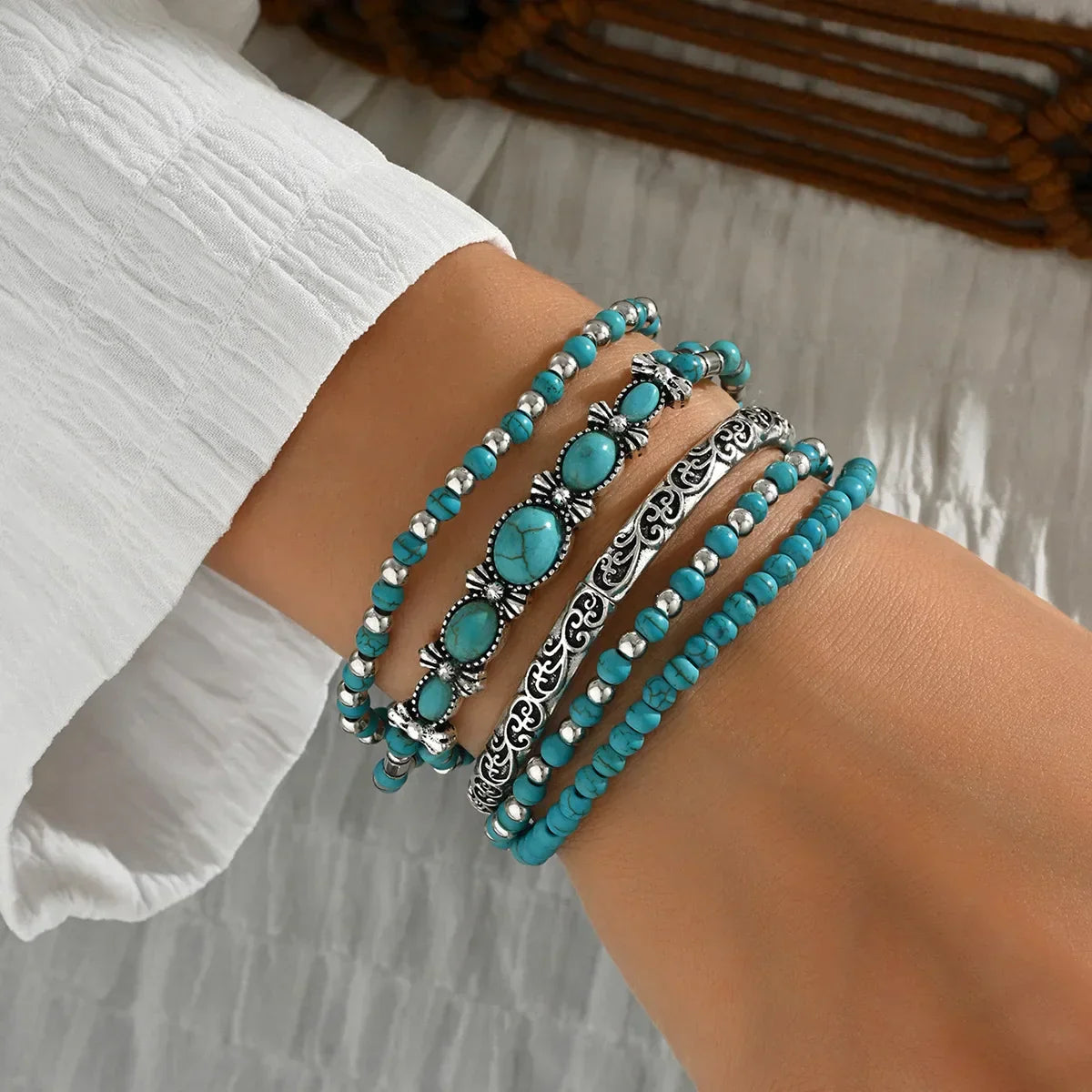Caroline – Set di bracciali boho con perle turchesi
