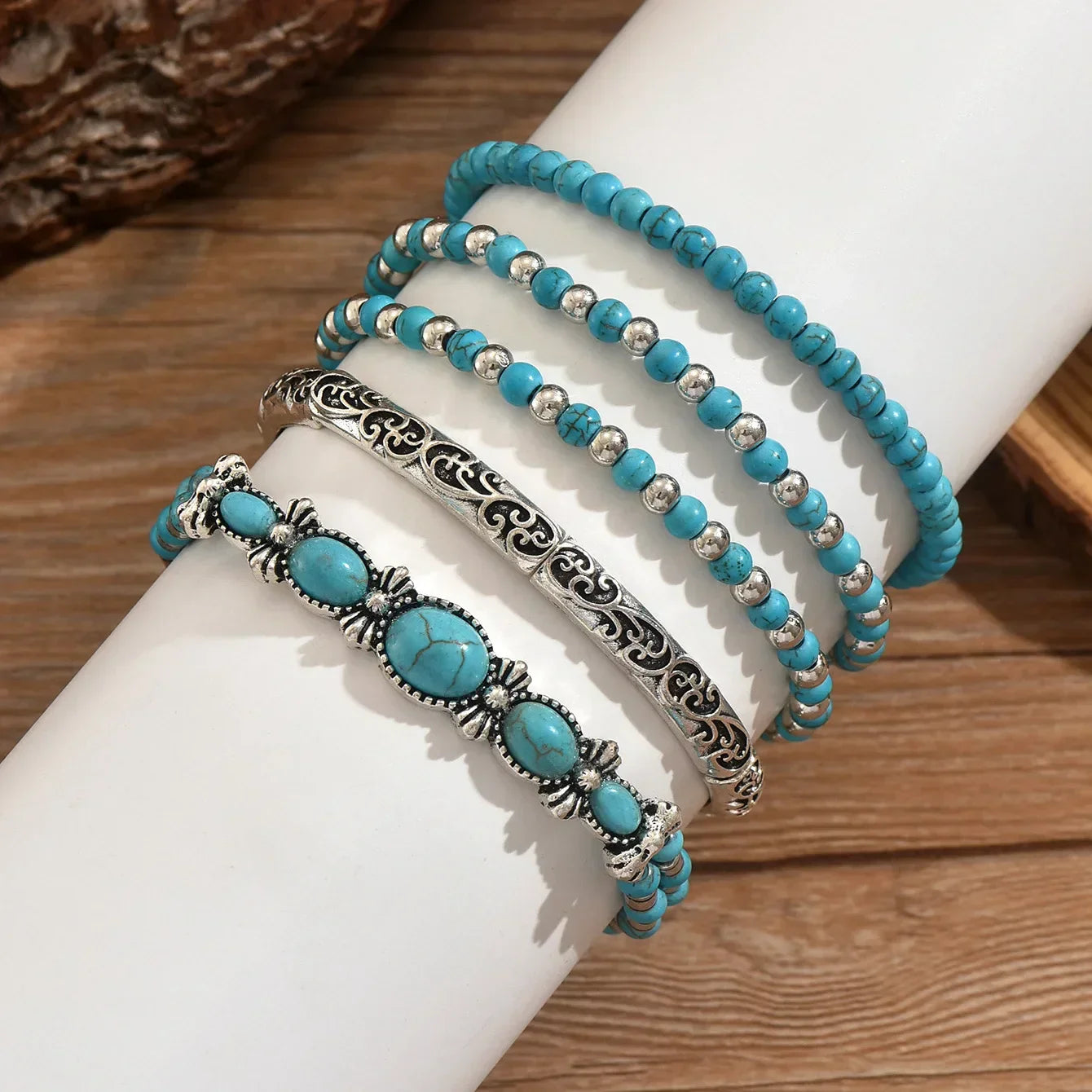 Caroline – Set di bracciali boho con perle turchesi
