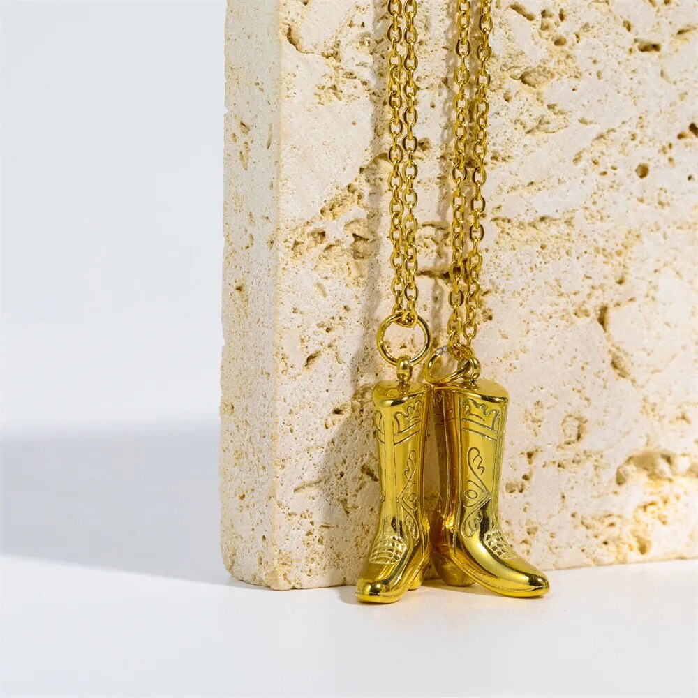 Jasmina – Collana dorata con pendente a iniziale