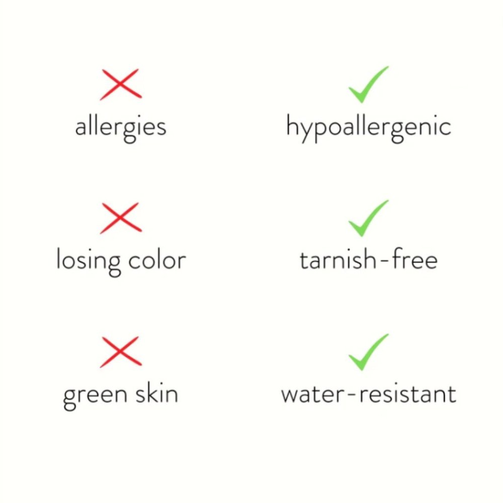 Johana – Collana dorata delicata con perle colorate