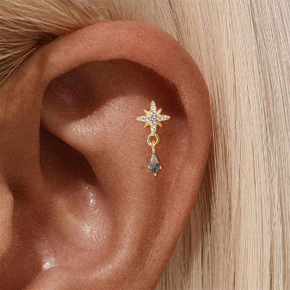 Johana – Orecchini in oro dalla silhouette delicata.