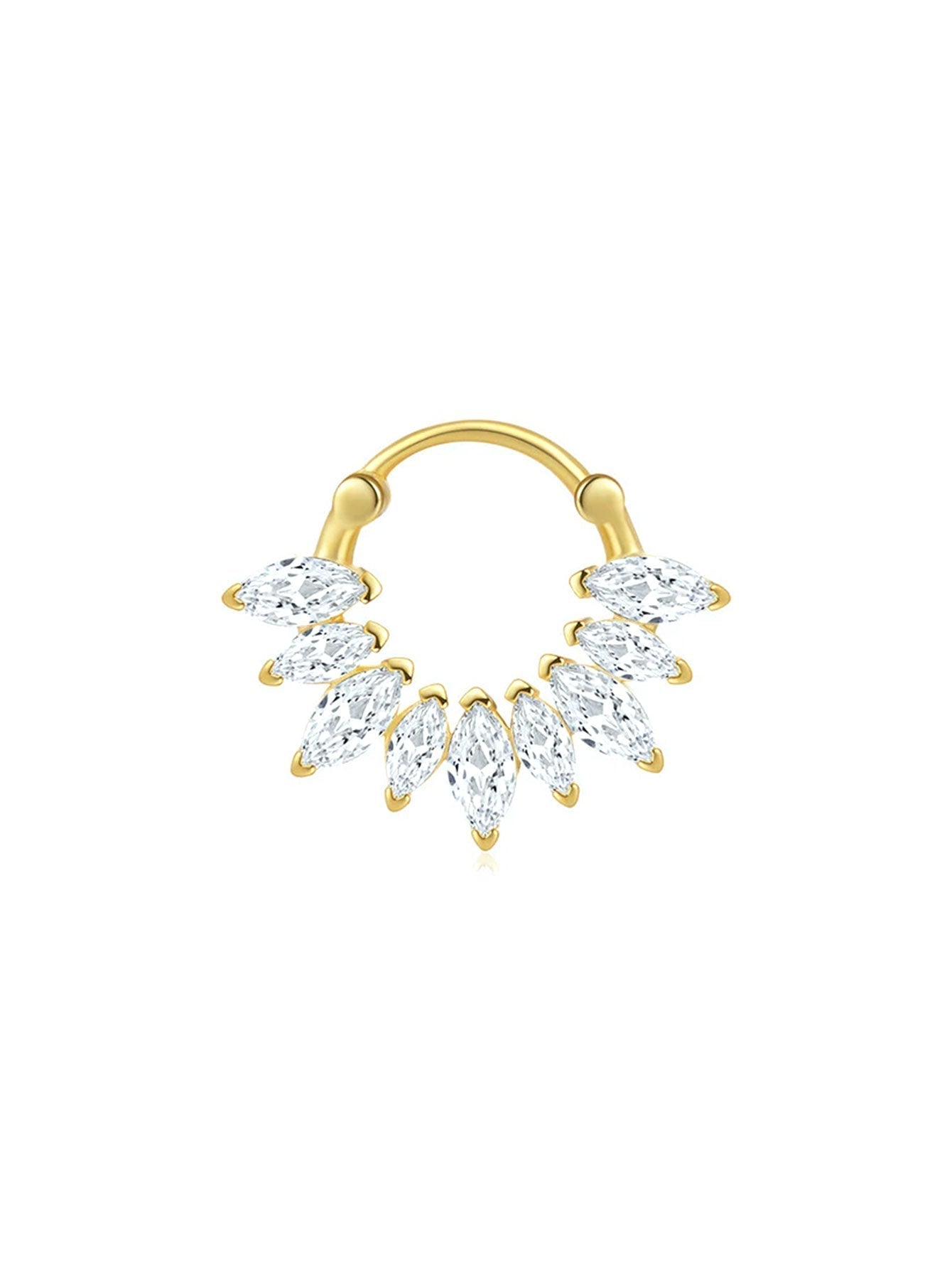 Alena – Delicati orecchini in oro dalla delicata eleganza.