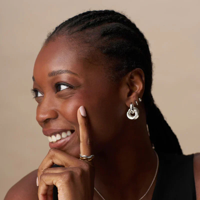 Orecchini intrecciati