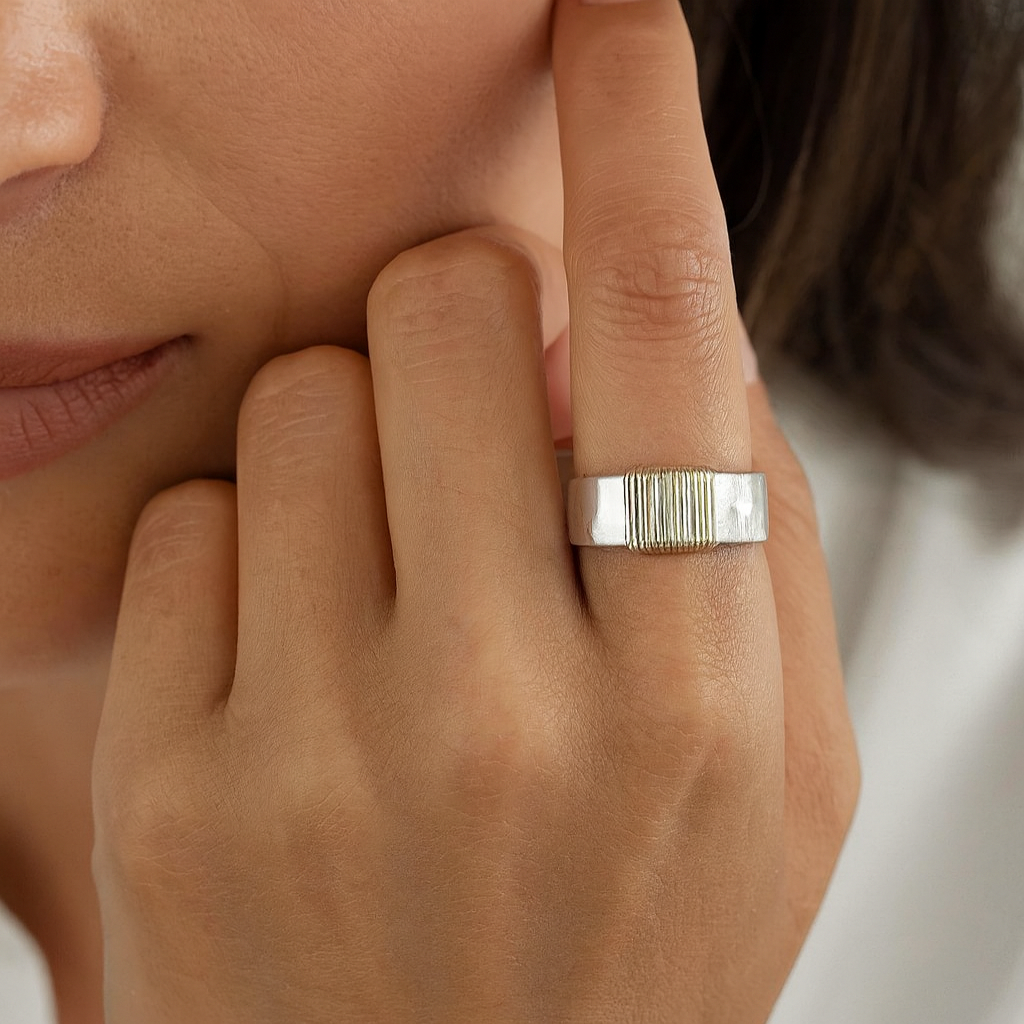 Emilie – Anello vintage in argento e oro