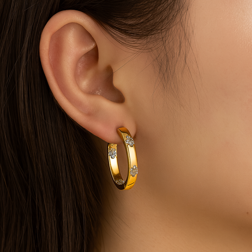 Aurelia – Orecchini vintage dorati a fiori