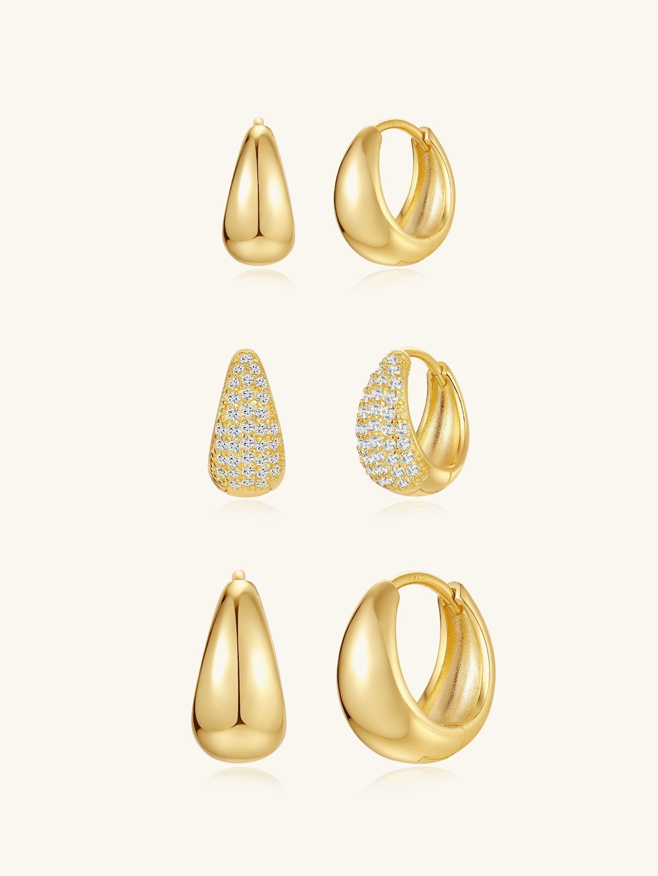 Rosalie – Delicati orecchini in oro dalla struttura curva.