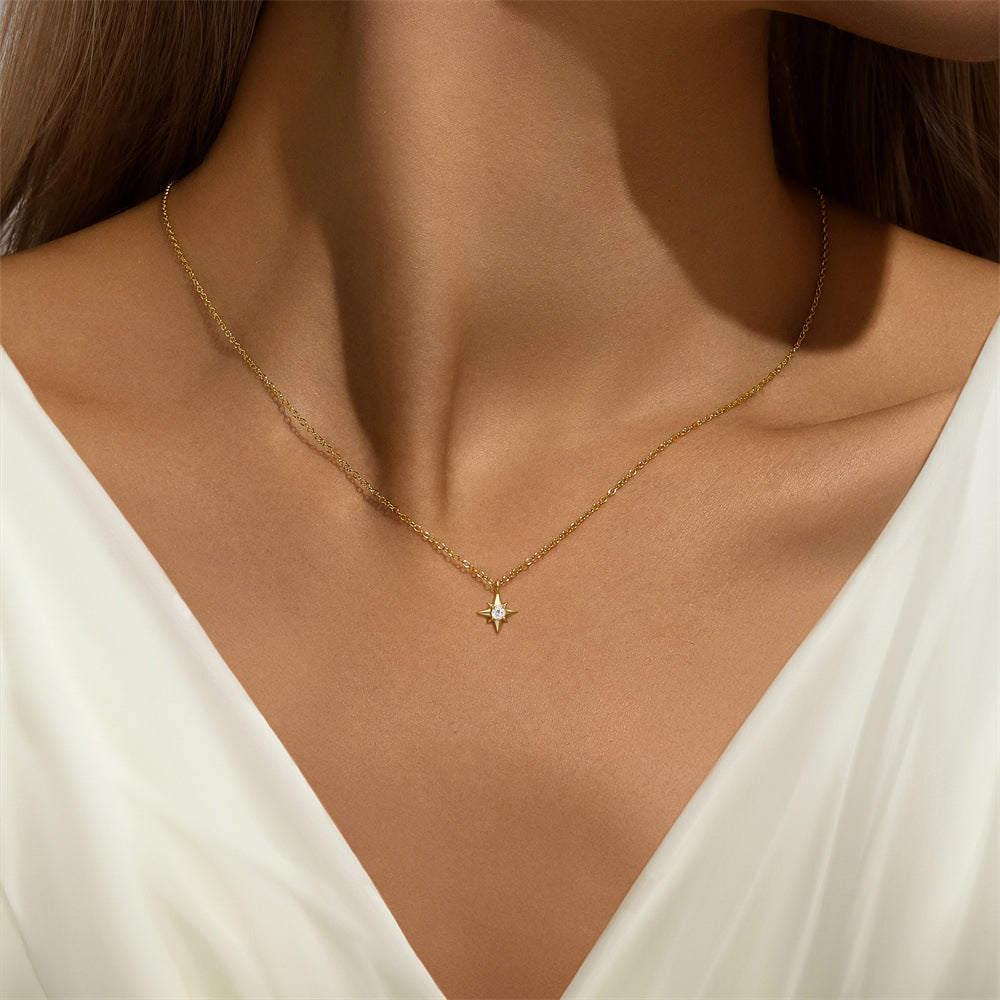 Lina – Collana in argento delicata con medaglione rotondo