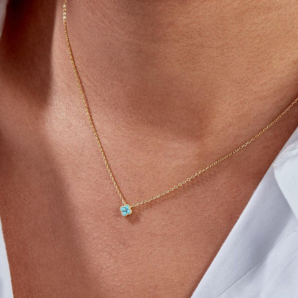 Klara – Collana in argento minimalista con pendente