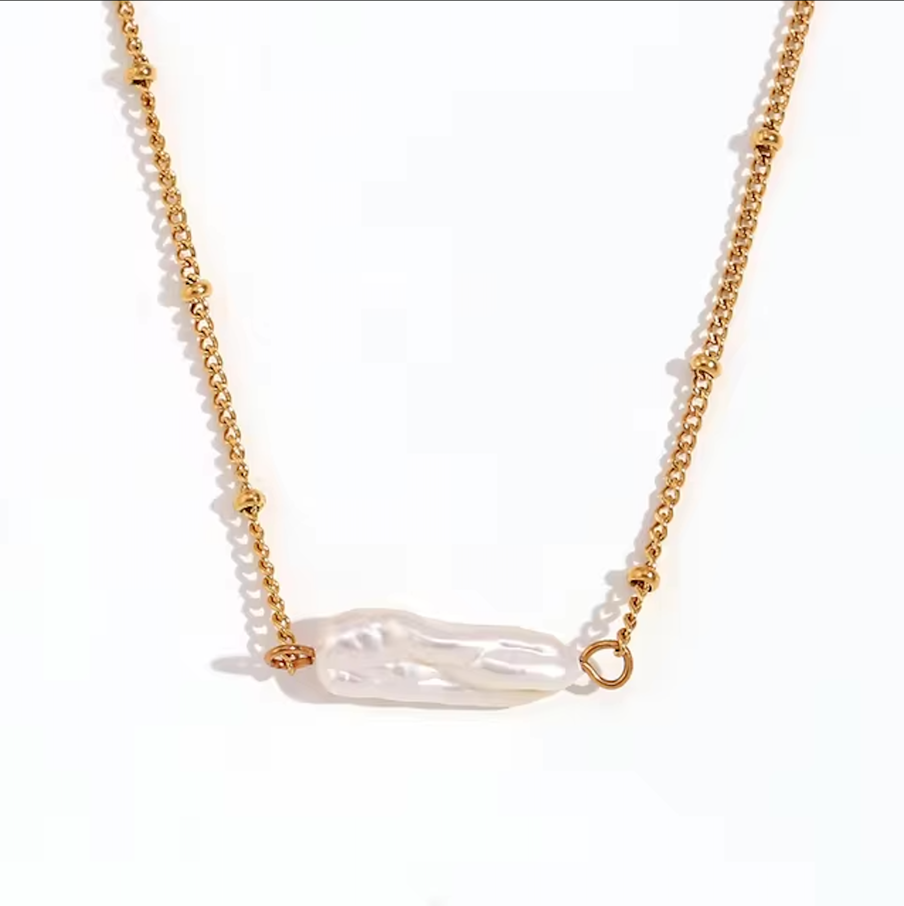 Isabela – Collana dorata con pendente rettangolare