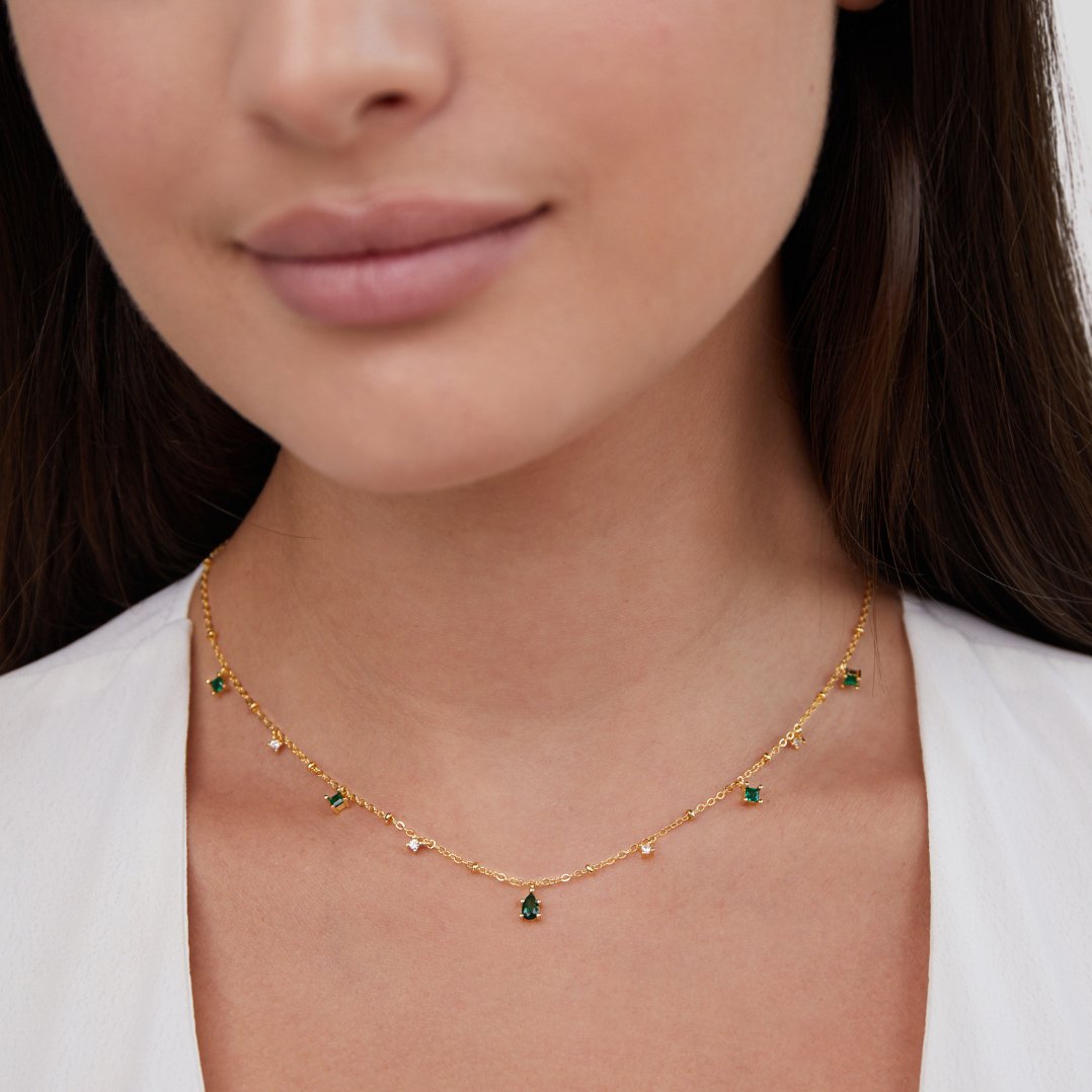 Marlies – Collana dorata con perle