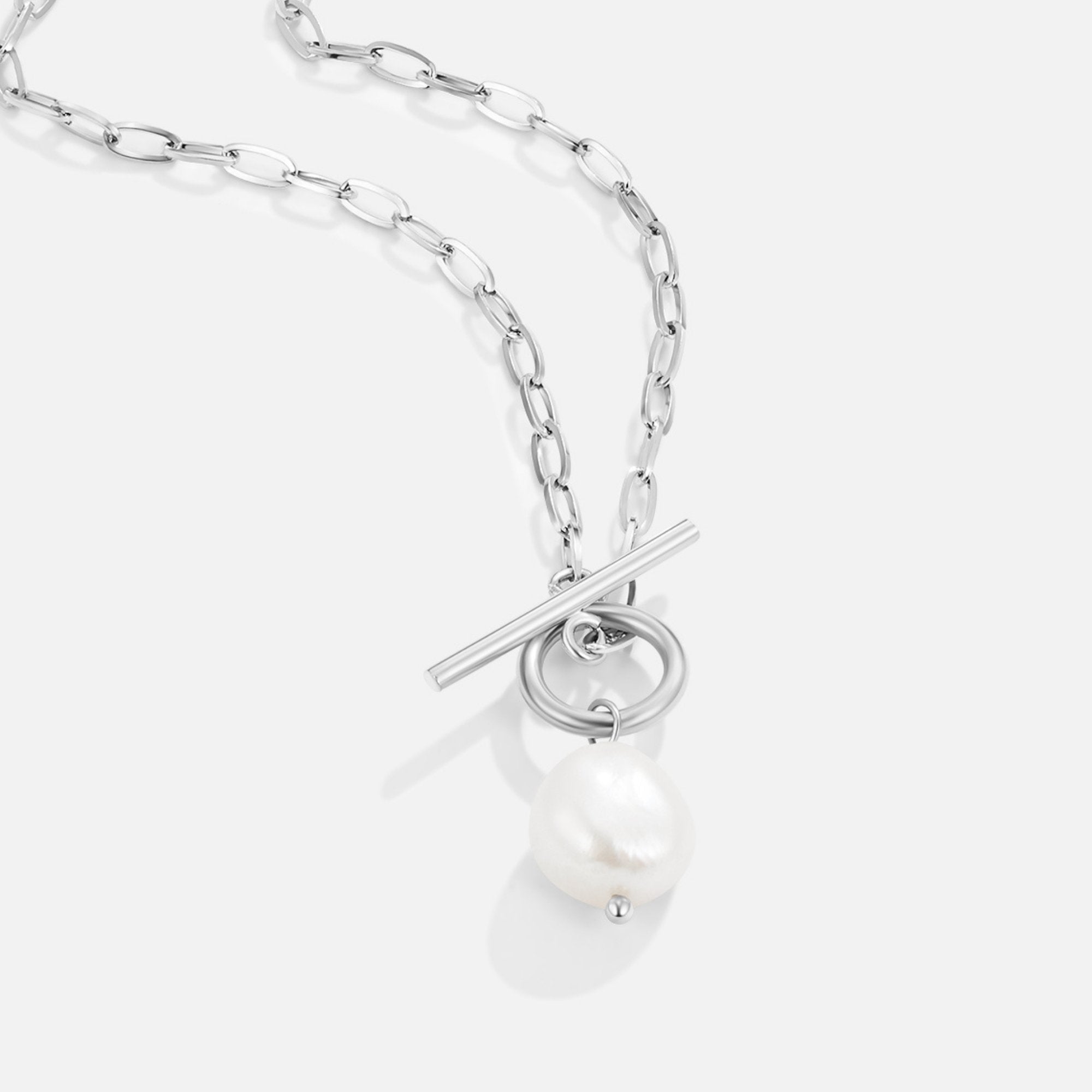 Evelina – Collana dorata con pendente in perla