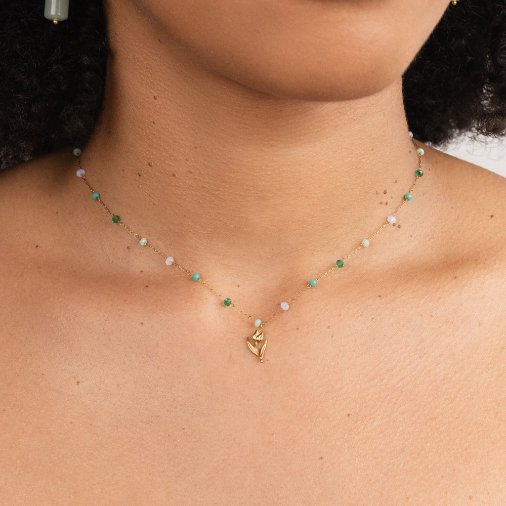 Loreta – Collana dorata con placche strutturate