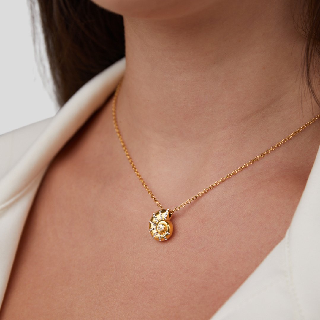 Rosalie – Collana dorata con cuore