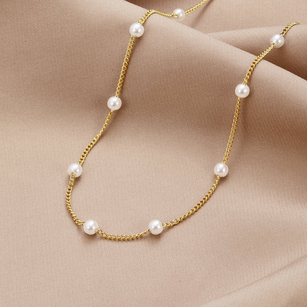 Klara – Collana dorata doppia con accenti di perle