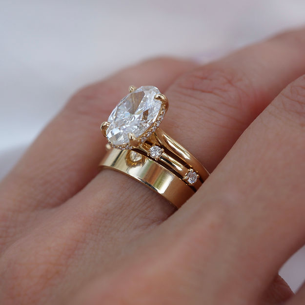 Johana – anello solitario con diamante rotondo.